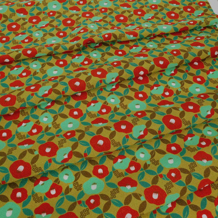 ポリちりめん生地 椿七宝(からし色) 10cm単位 切り売り 和の小物・洋服に 水洗い可能なポリエステル しっぽう つばき