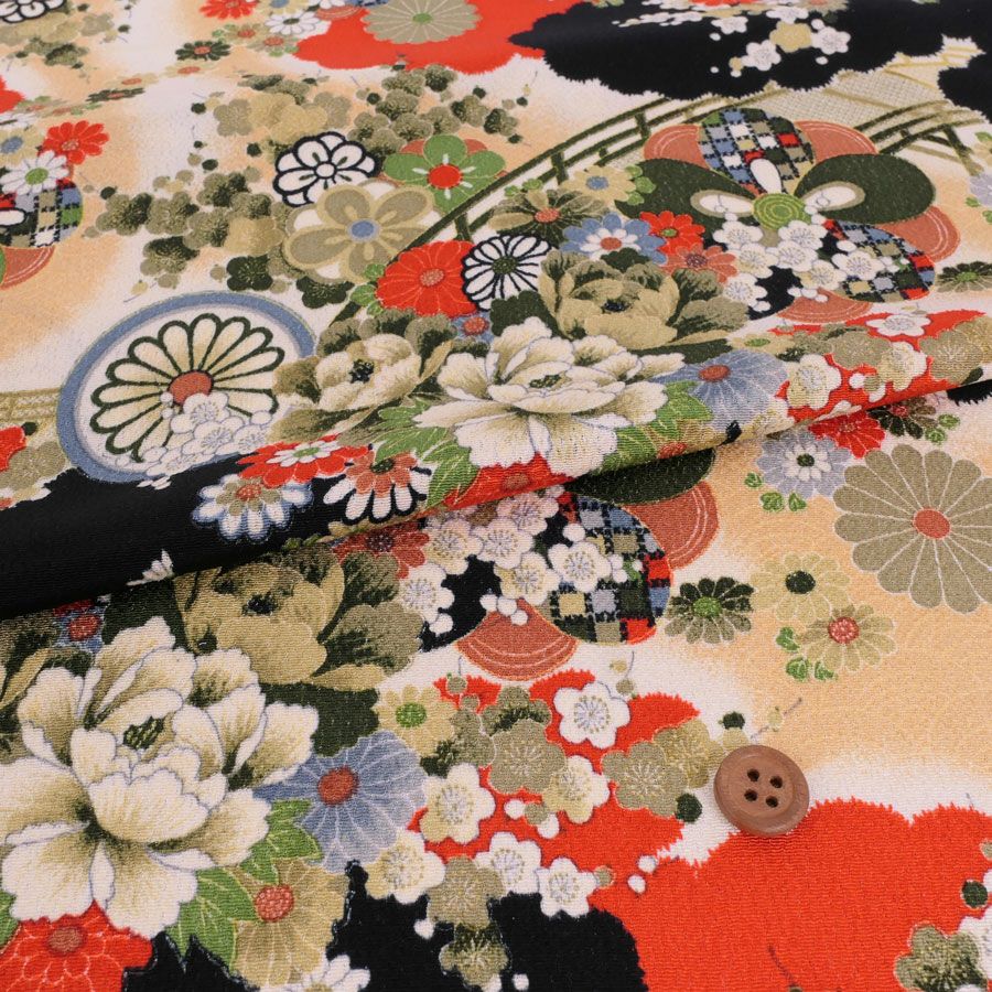 古布再現ちりめん生地 水辺の花景色(黒) 10cm単位 切り売り ビンテージ感ただよう手染めレーヨン縮緬/チリメン 七五三着物柄