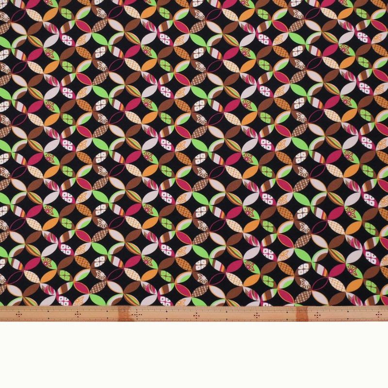 ポリちりめん生地 彩り七宝(黒) 10cm単位 切り売り 和モダン柄和調布地 よさこい衣装・洋服地 おしゃれ和雑貨に