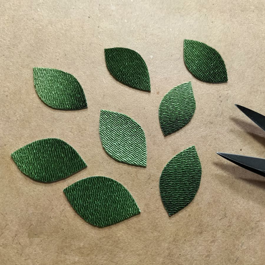 押絵キット ひまわりの花籠 和風クラフト 夏休みに 初心者OKちりめん細工 押し絵で向日葵