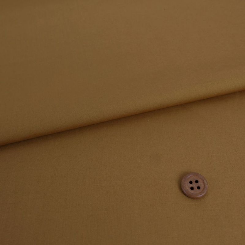綿ブロード無地(ゴールドベージュ) 10cm単位 切り売り 無地ブロード生地 飴色 キャメルカラー 中薄手コットン 衣類向き