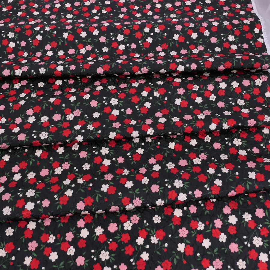ポリジャガードちりめん生地 可憐な小桜(黒)10cm単位 切り売り ポリエステルチリメンジャカード和調プリント 小花柄 さくら柄