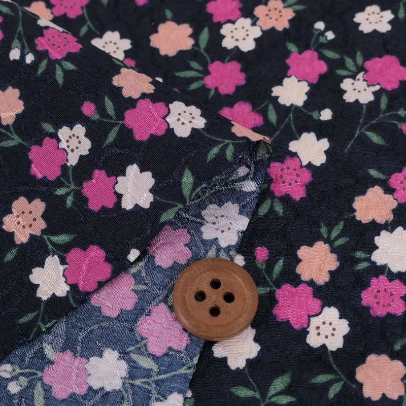 ポリジャガードちりめん生地 可憐な小桜(濃紺)10cm単位 切り売り ポリエステルチリメンジャカード和調プリント 巾着・和小物に