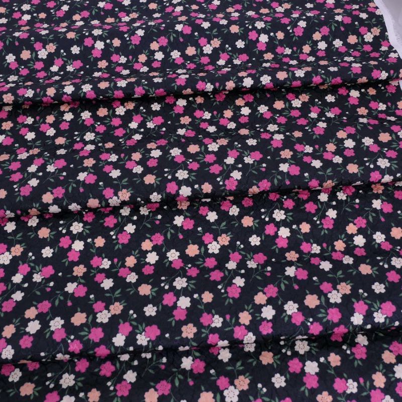 ポリジャガードちりめん生地 可憐な小桜(濃紺)10cm単位 切り売り ポリエステルチリメンジャカード和調プリント 巾着・和小物に