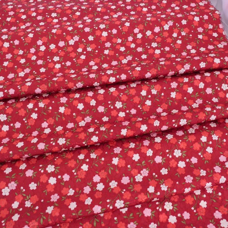 ポリジャガードちりめん生地 可憐な小桜(赤)10cm単位 切り売り チリメンジャカード 和小物・巾着・ポーチに華やかな小花模様