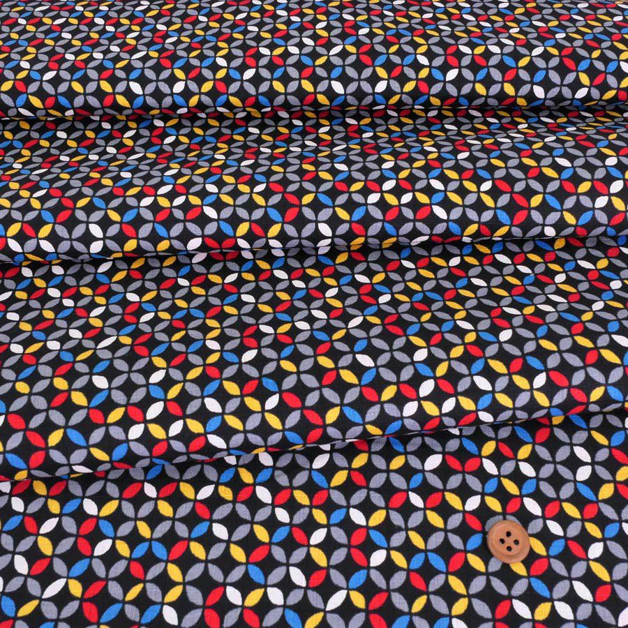 和柄コットン生地 カラフルな七宝柄(黒) 10cm単位 切り売り 小さな七宝模様 モダン和調コットン はんなり豆和柄 ドビークロス