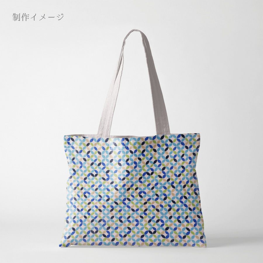 和柄コットン生地 カラフルな七宝柄(白/青) 10cm単位 切り売り 七宝つなぎ柄 SEVENBERRY モダン和柄コットン はんなり豆和柄