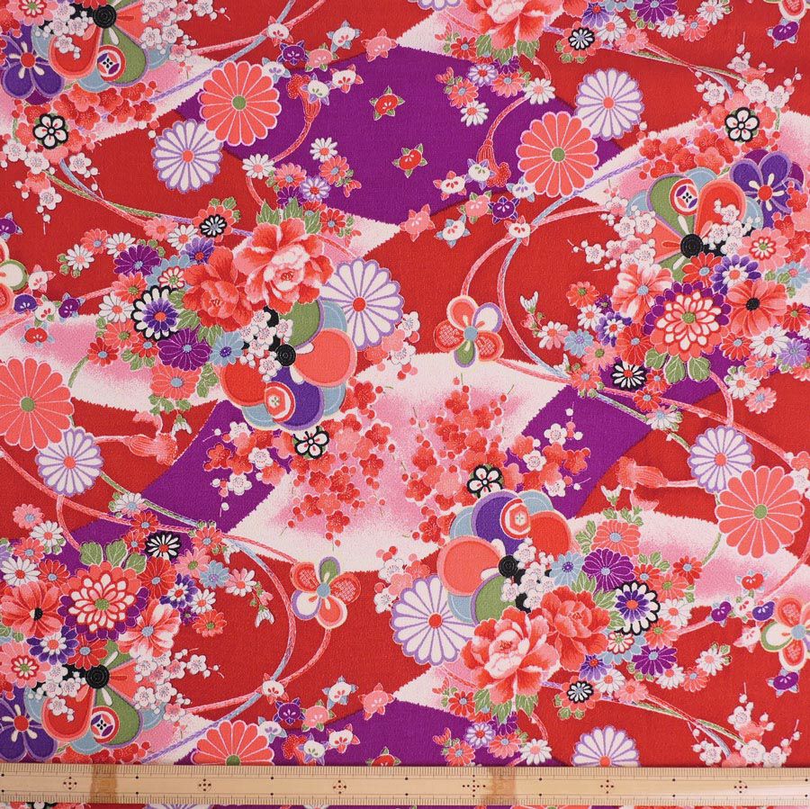 古布再現ちりめん生地 華絵巻 (赤) 10cm単位 切り売り 鮮やかな彩りの手芸用和柄布 ちりめん細工や和雑貨作りに最適