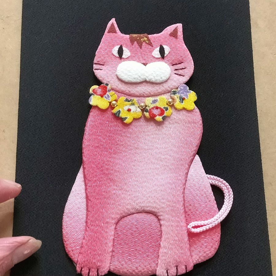 手芸キット 愛しの猫たち 押絵の壁掛け・首輪ピンク猫 いとしのねこモチーフミニタペストリー手作りキット 初心者向き
