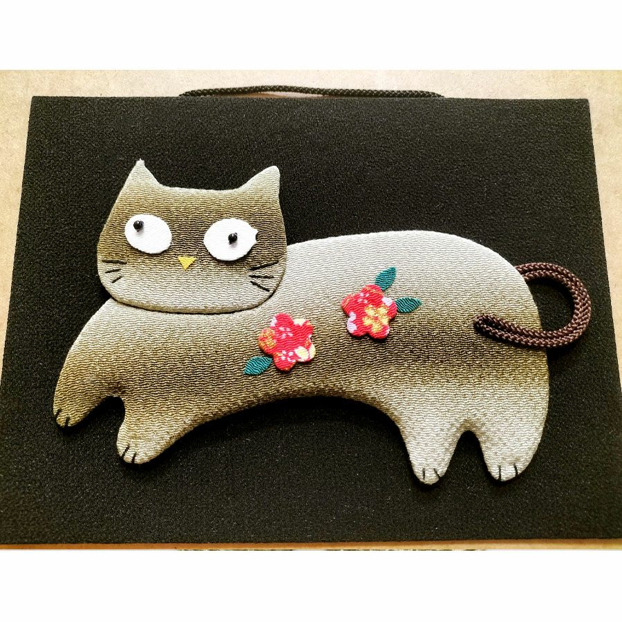手芸キット 愛しの猫たち 押絵の壁掛け・いたずらキジトラ 猫モチーフミニ壁掛け 手作りキット和風クラフト 簡単押し絵