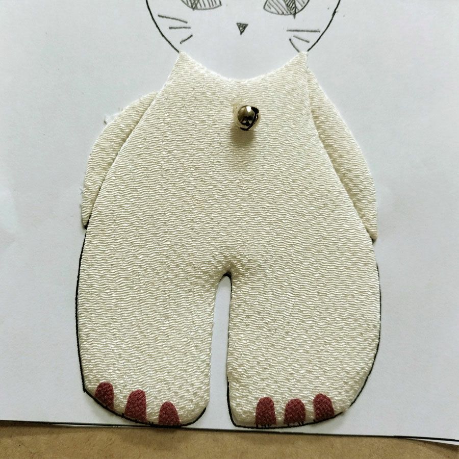 手芸キット 愛しの猫たち 押絵の壁掛け・おすまし白猫 ねこモチーフミニタペストリー手作りキット ちりめん押し絵簡単