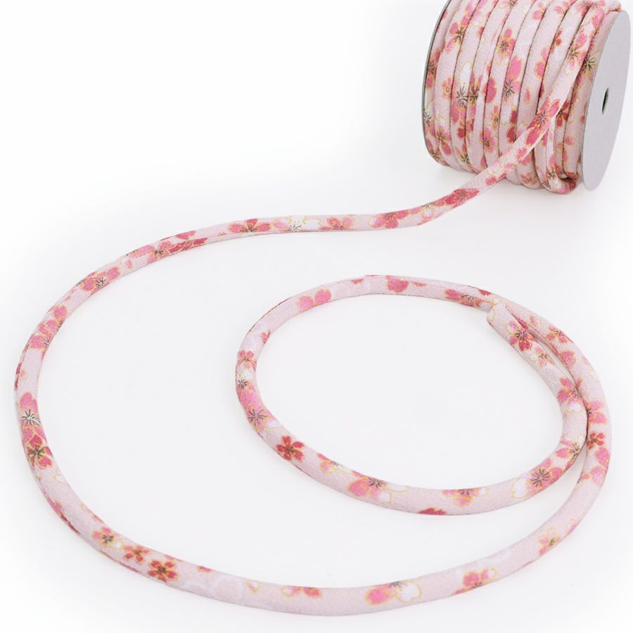 ちりめん丸ひも・柄・8ミリ(実寸約8-10ミリ) おぼろ桜・ピンク 10cm単位 切り売り 和モダンコード 和風紐 可愛い花柄のひも 桜柄縮緬 太い紐和調
