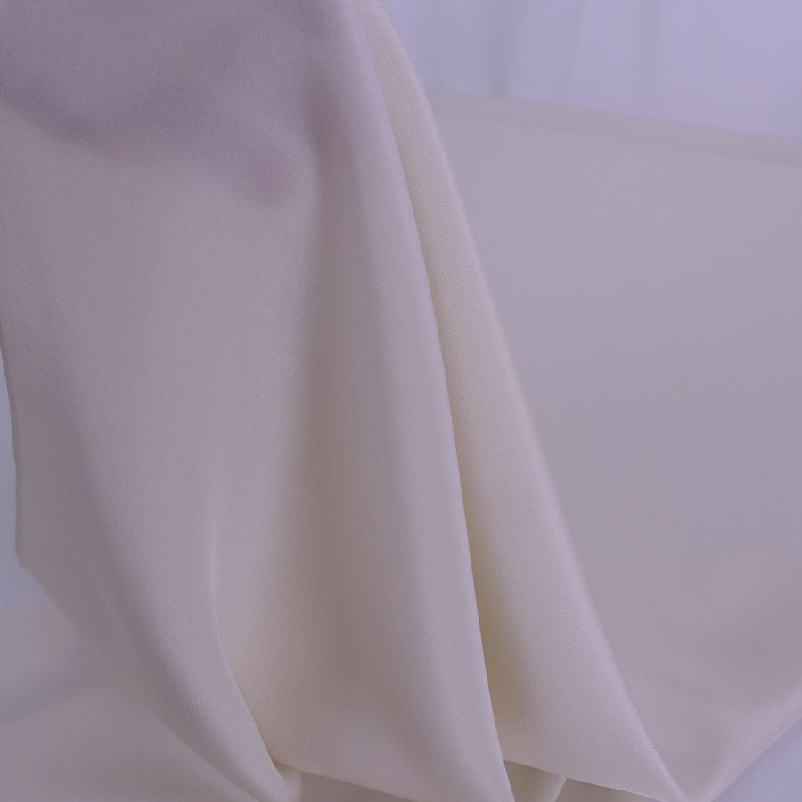 正絹パレスちりめん 無地(象牙色) 10cm単位 切り売り 精華パレスチリメン 縮緬生地 シルク100％ 手芸用 着物八掛生地