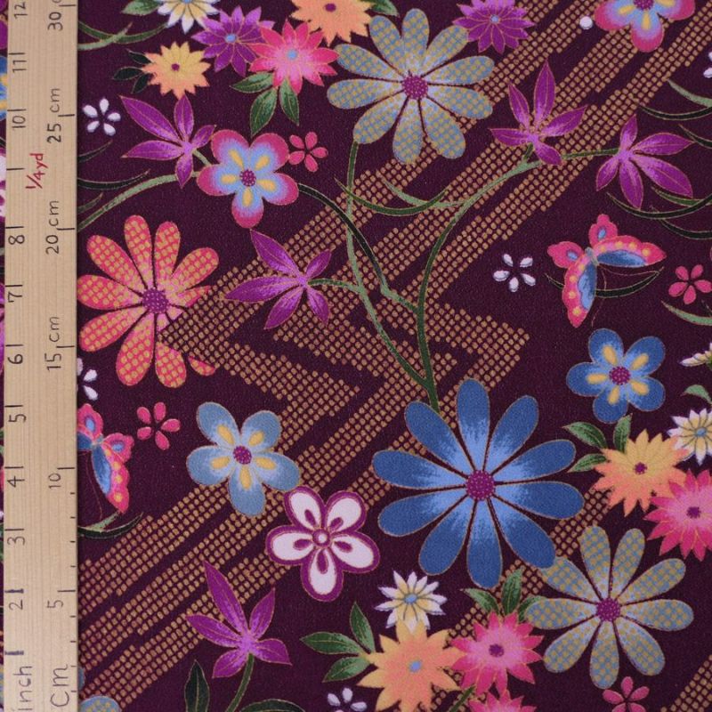一越ちりめん生地 稲妻かのこに花と蝶(深紫) 10cm単位 切り売り 古布再現柄縮緬チリメン ひとこしちりめん かわいい古典柄古布