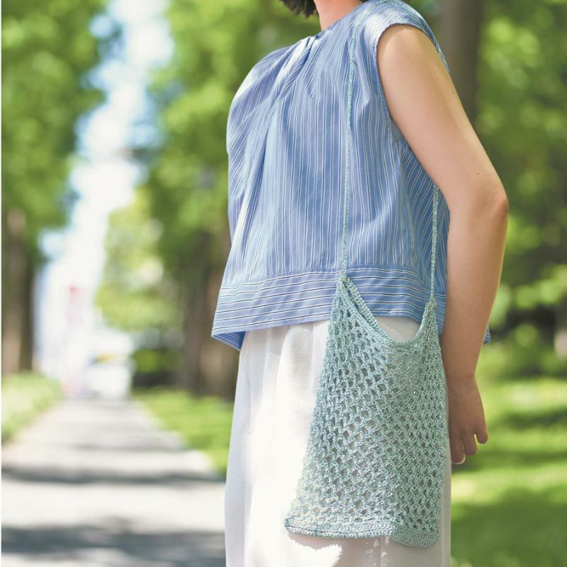 キット・メタリックコードで編むメッシュバッグ(シルバー×ミント) 涼やかなミントカラーで編む、夏向きメタリックメッシュバッグ