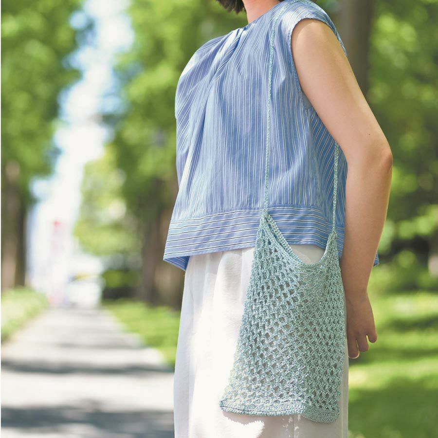 キット・メタリックコードで編むメッシュバッグ(シルバー×ミント) 涼やかなミントカラーで編む、夏向きメタリックメッシュバッグ