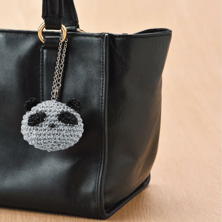 キット・メタリックコードで編むパンダチャーム(シルバー) メタリックフリーコードで作るハンドメイドチャームキット