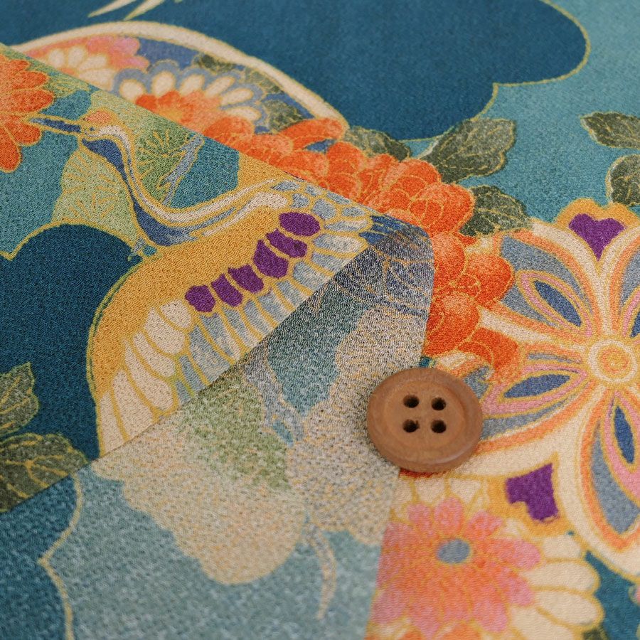 一越ちりめん生地 疋田雲に鶴と菊(青碧) 10cm単位 切り売り ひとこしちりめん 薄手縮緬 古典柄 伝統柄 鶴柄 吉祥文様 青緑色