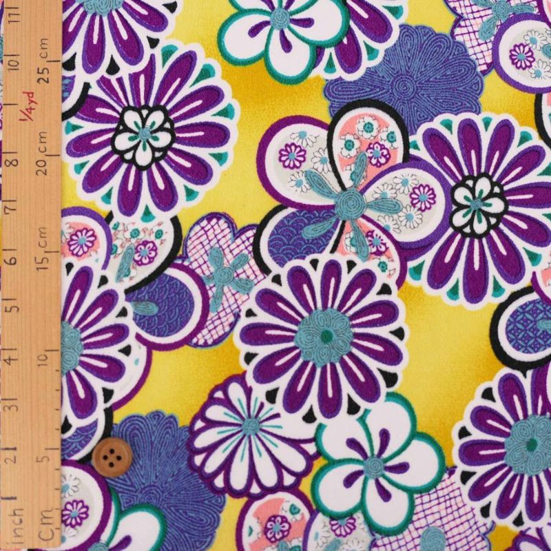 一越ちりめん生地 菊と梅(黄色) 10cm単位 切り売り ひとこしちりめん 薄手縮緬 菊柄 梅柄チリメン 手芸用和柄布地