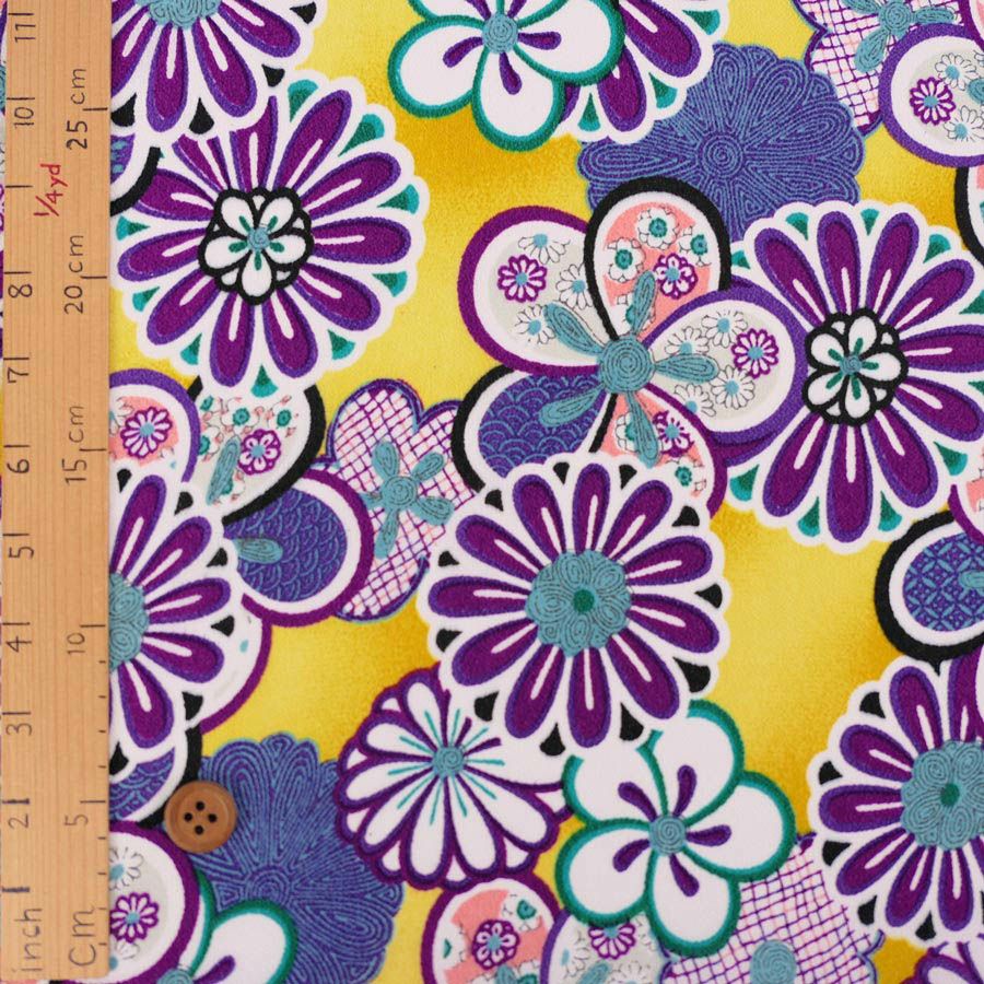 一越ちりめん生地 菊と梅(黄色) 10cm単位 切り売り ひとこしちりめん 薄手縮緬 菊柄 梅柄チリメン 手芸用和柄布地