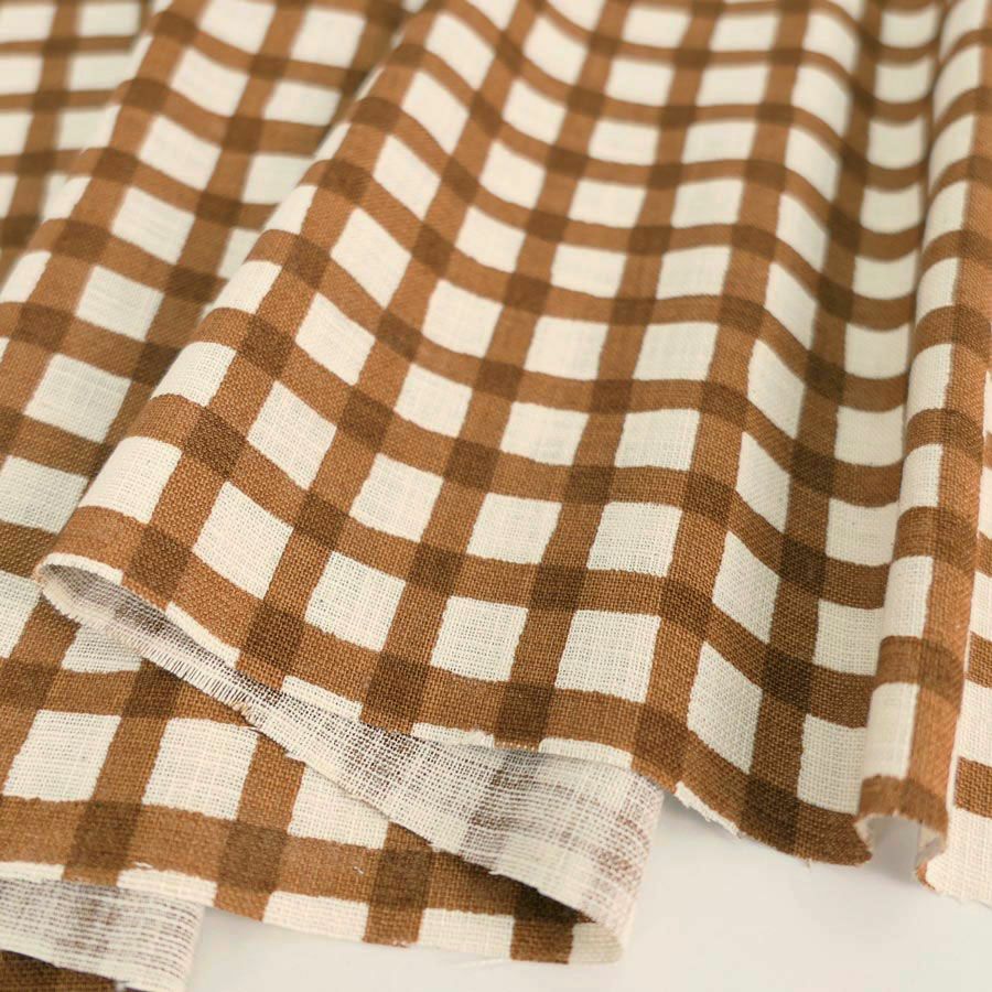 麻みたいなコットン生地 チェック柄 (ブラウン) 10cm単位 切り売り ナチュラルな風合いリネンライクスラブ チェック柄 茶色くるみ