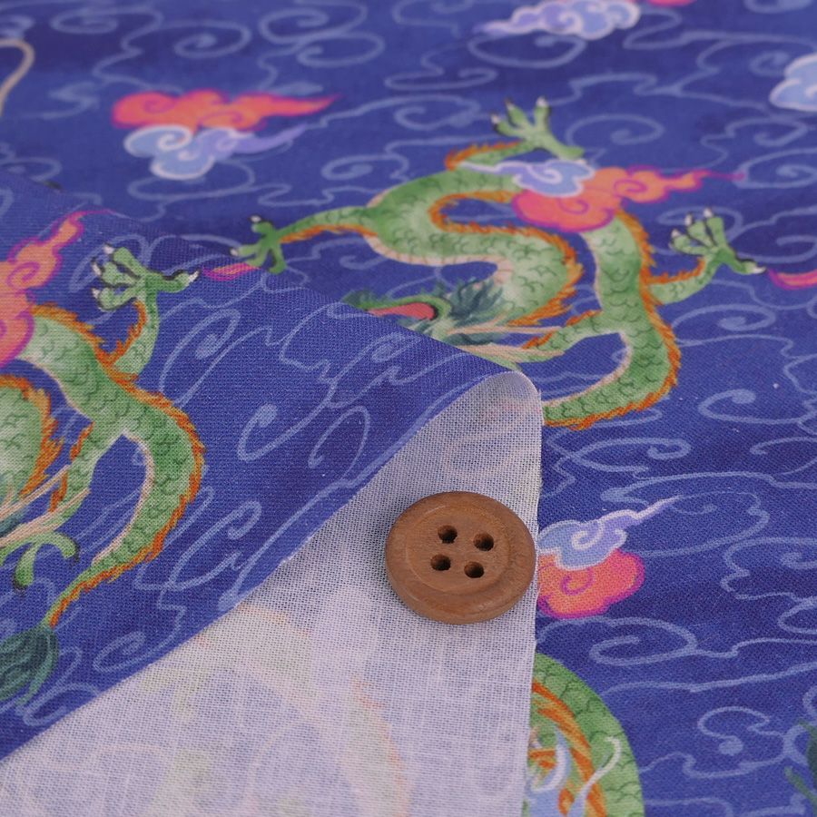和柄コットン生地 雲海の龍(青) 10cm単位 切り売り