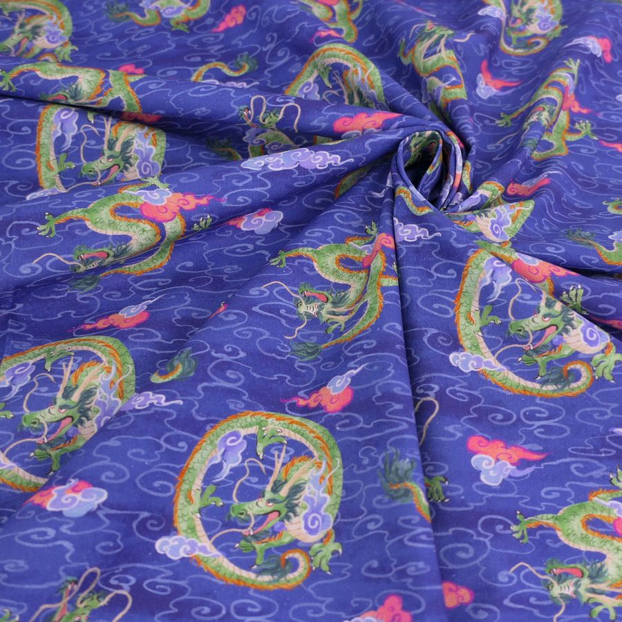 和柄コットン生地 雲海の龍(青) 10cm単位 切り売り