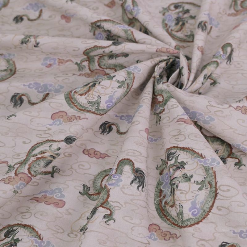 和柄コットン生地 雲海の龍(アイボリーベージュ)