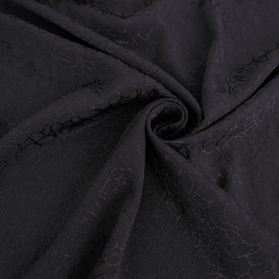  ポリエステルちりめんジャガード・バラ模様(黒)