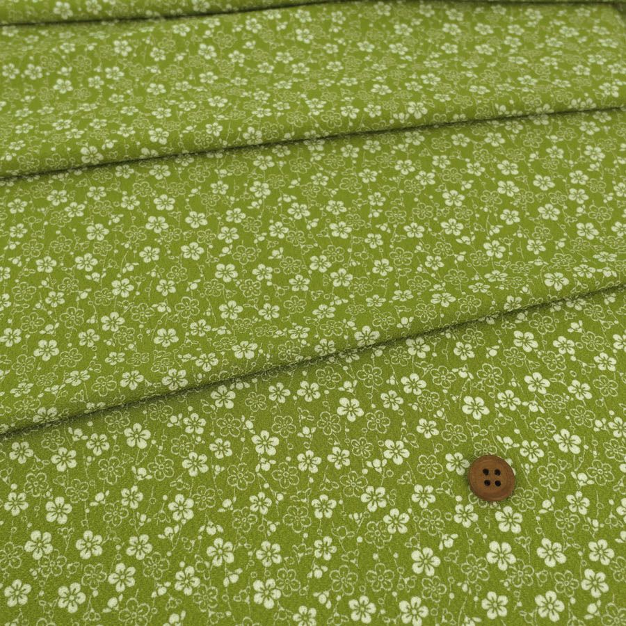 ポリちりめん生地 流れ梅(グリーン) 10cm単位 切り売り