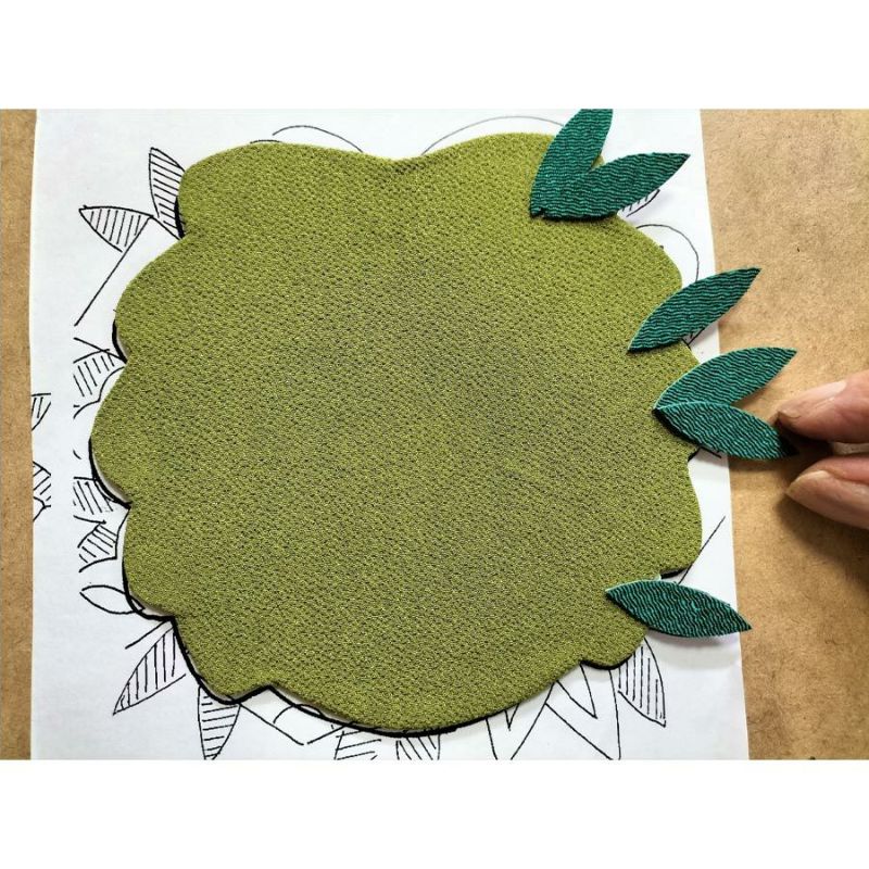 押絵キット 迎春の花リース