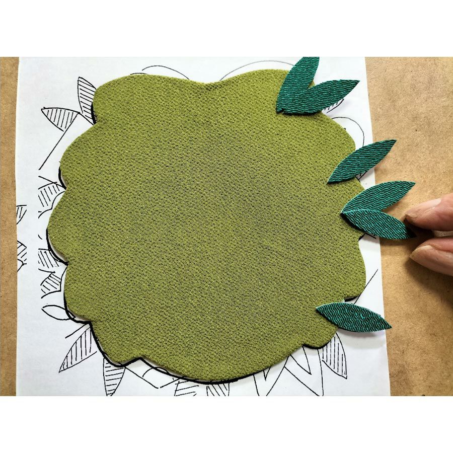 押絵キット 迎春の花リース
