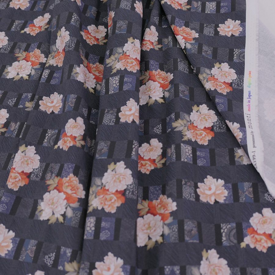 和柄コットン生地 変わり格子に牡丹(グレー) 10cm単位 切り売り
