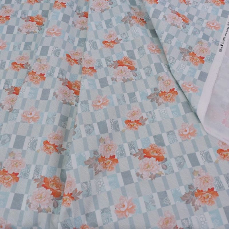 和柄コットン生地 変わり格子に牡丹(ライトブルー) 10cm単位 切り売り