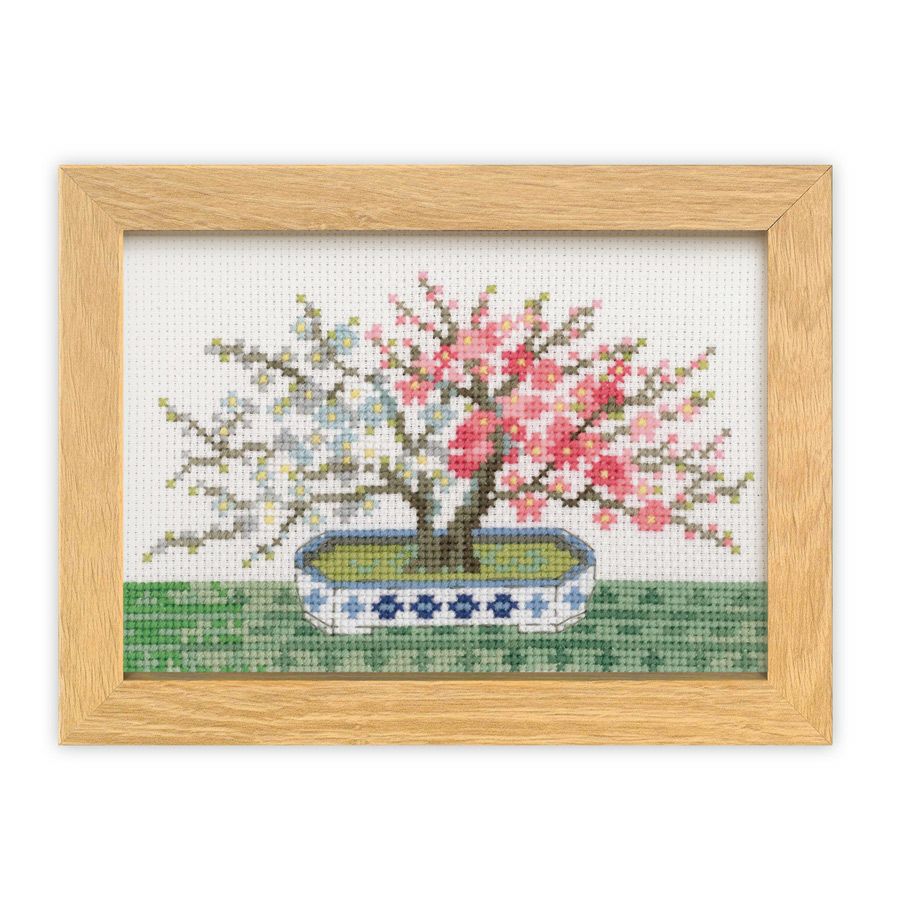 クロスステッチキット 12ヶ月の盆栽・2月 紅白梅 フレーム付