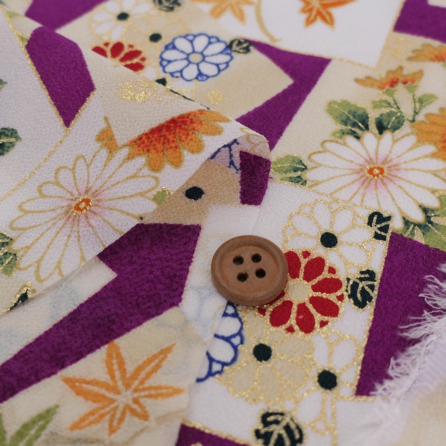 金箔一越ちりめん 色紙に花と紅葉(紫) 10cm単位 切り売り