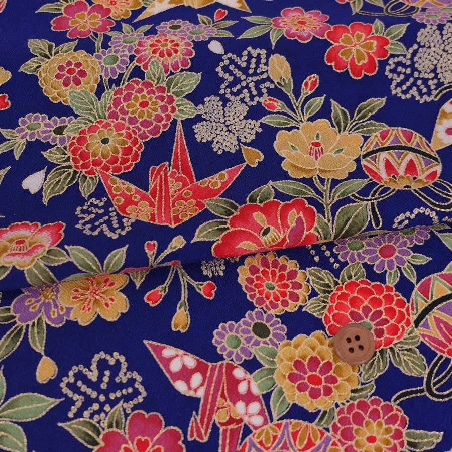 金箔一越ちりめん 折鶴と和花(紺青) 10cm単位 切り売り