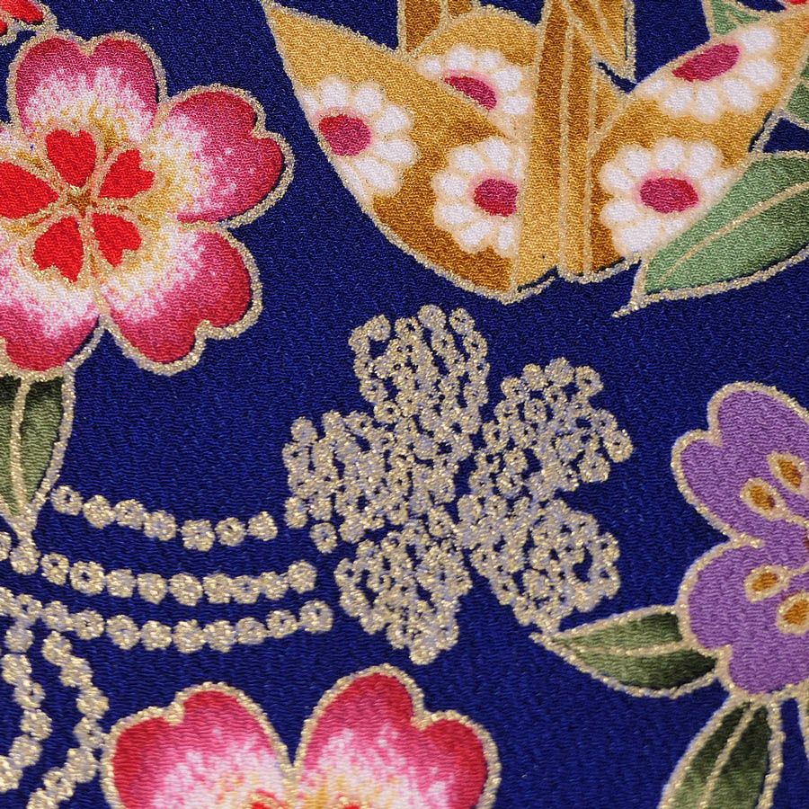 金箔一越ちりめん 折鶴と和花(紺青) 10cm単位 切り売り