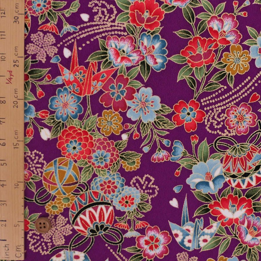 金箔一越ちりめん 折鶴と和花(紫) 10cm単位 切り売り