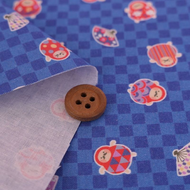 和柄コットン生地 市松にだるまと扇子(青) 10cm単位 切り売り