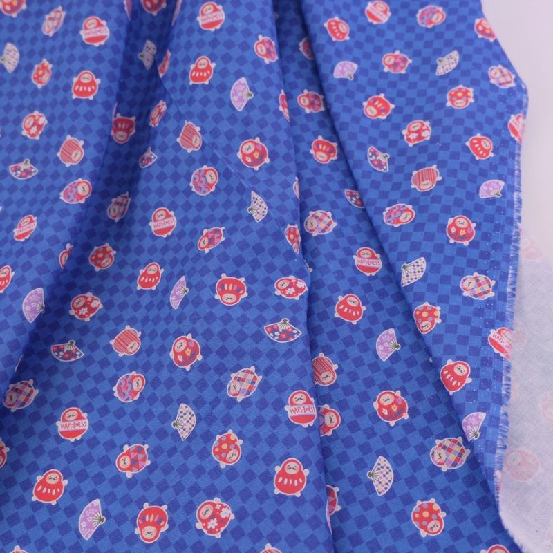 和柄コットン生地 市松にだるまと扇子(青) 10cm単位 切り売り