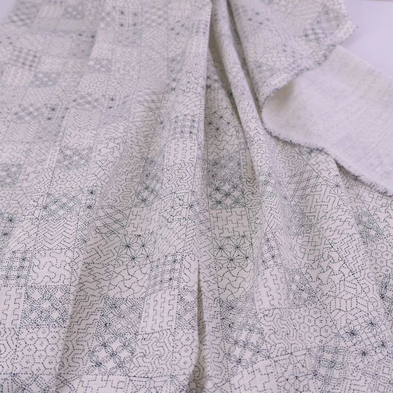 和柄コットン生地 刺し子の市松模様(きなり) 10cm単位 切り売り