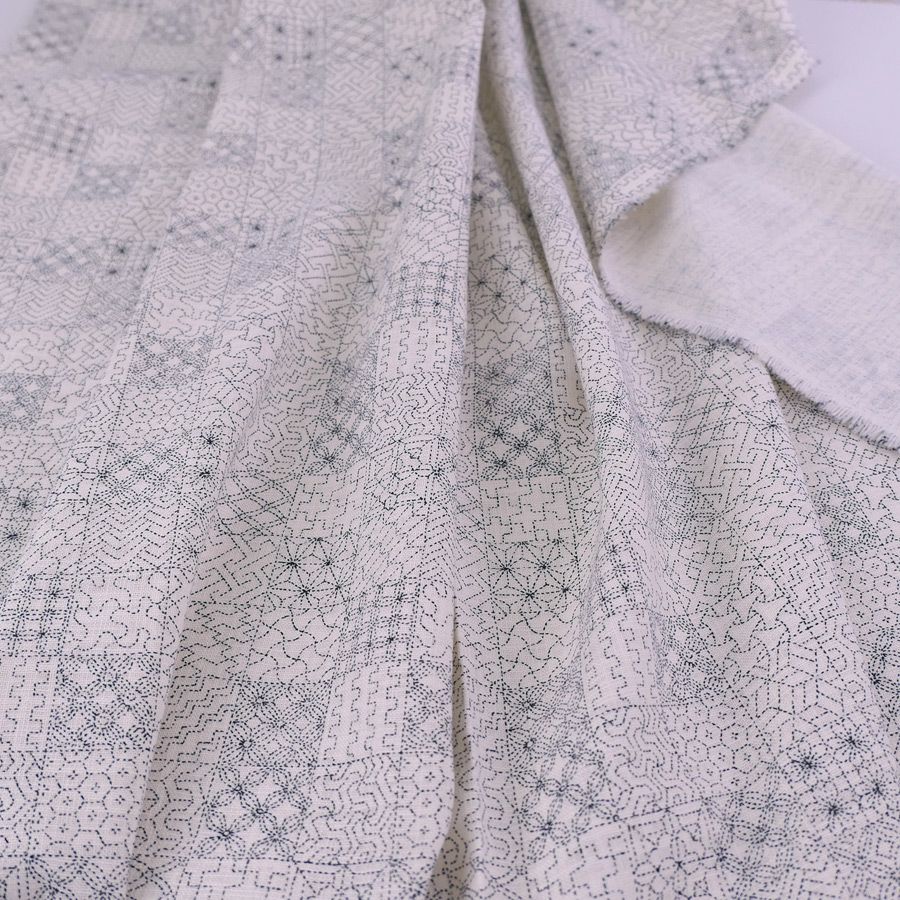 和柄コットン生地 刺し子の市松模様(きなり) 10cm単位 切り売り