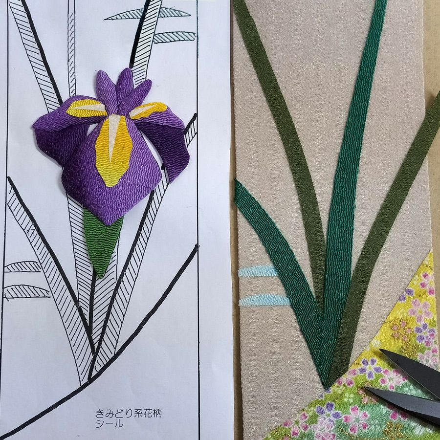 ちりめん手芸キット もてなしの花 5月 アヤメ(菖蒲)｜五月の和風飾り