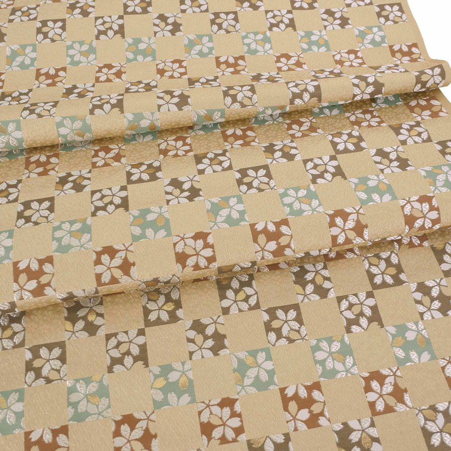 金襴生地(金らん) 市松にのぞく桜(ベージュ) 10cm単位 切り売り
