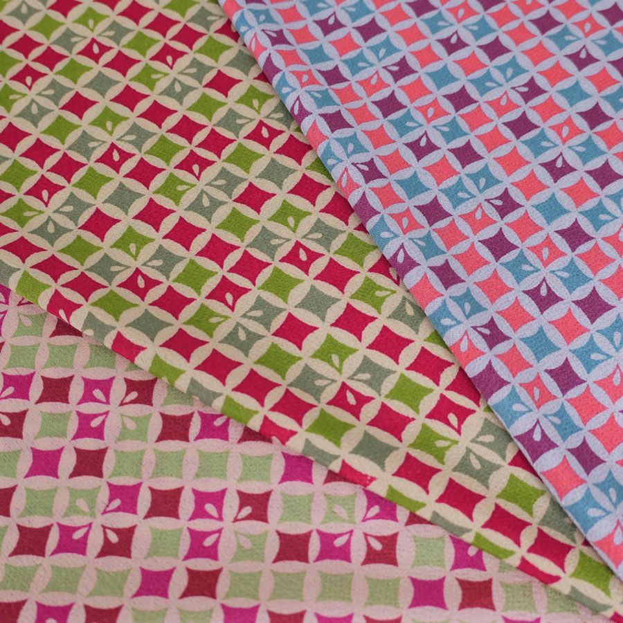 ちりめん生地 七宝菱(紅若葉) 10cm単位 切り売り